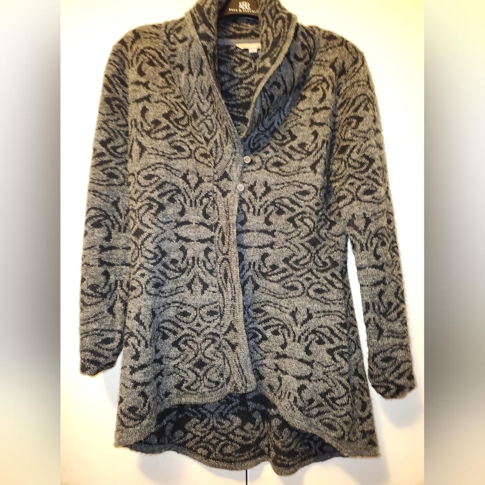 Gray And Black Patterned Flowy Button Up Sweater … - image 7